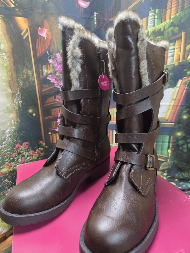 Womens Boots Kohls So Grass Size 8 Wrap Zipper Faux Fur Memory Foam Buckles Nib — image 5 of 8